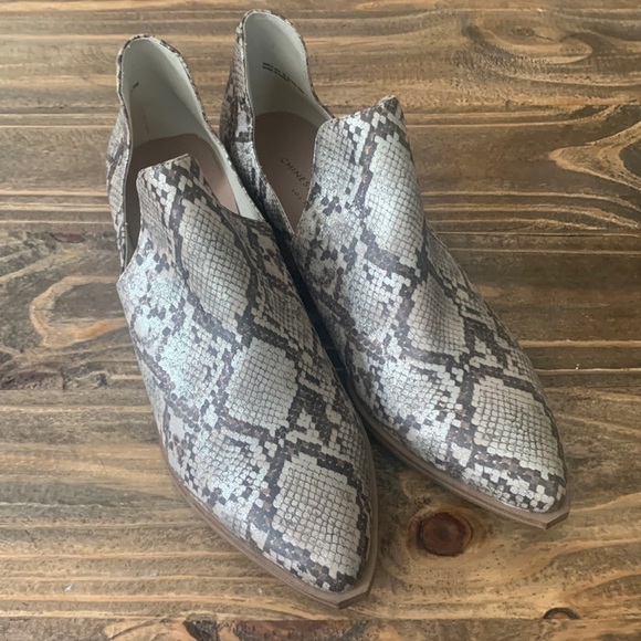 Chinese laundry Los Angeles Snake print high heel shoes original label size 9.5 - Picture 1 of 15